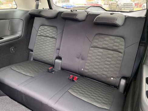 New 2026 Nissan Pathfinder SV image 12