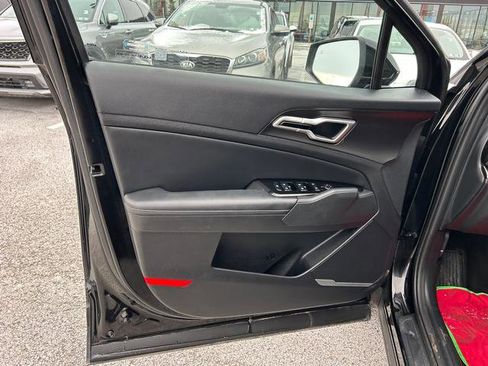 Certified 2023 Kia Sportage EX image 10