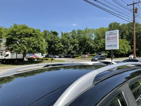 Used 2015 Nissan Rogue S w/ Convenience Package AWD/4WD image 9