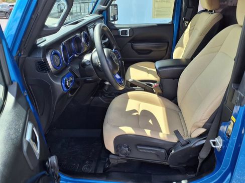 Used 2021 Jeep Wrangler Sport AWD/4WD image 20