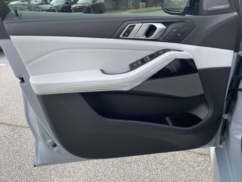 Used 2024 BMW X5 sDrive40i image 16