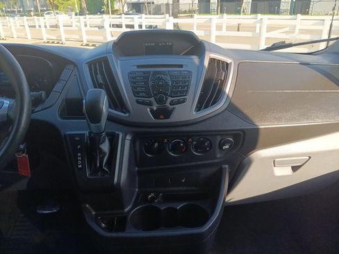 Used 2016 Ford Transit 350 XLT RWD image 17