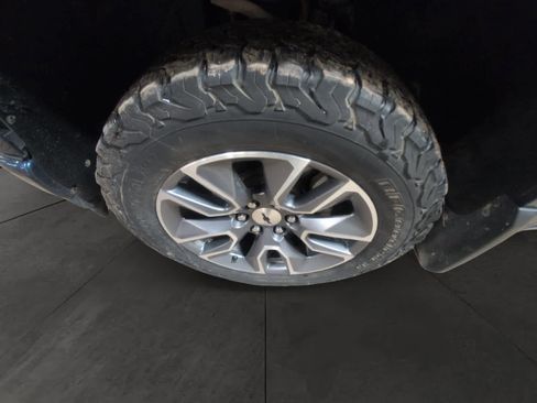 Used 2020 Chevrolet Silverado 1500 RST image 14