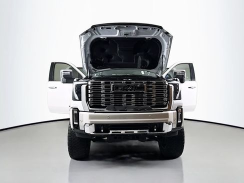 Used 2024 GMC Sierra 2500 Denali w/ Denali Reserve Package AWD/4WD image 28