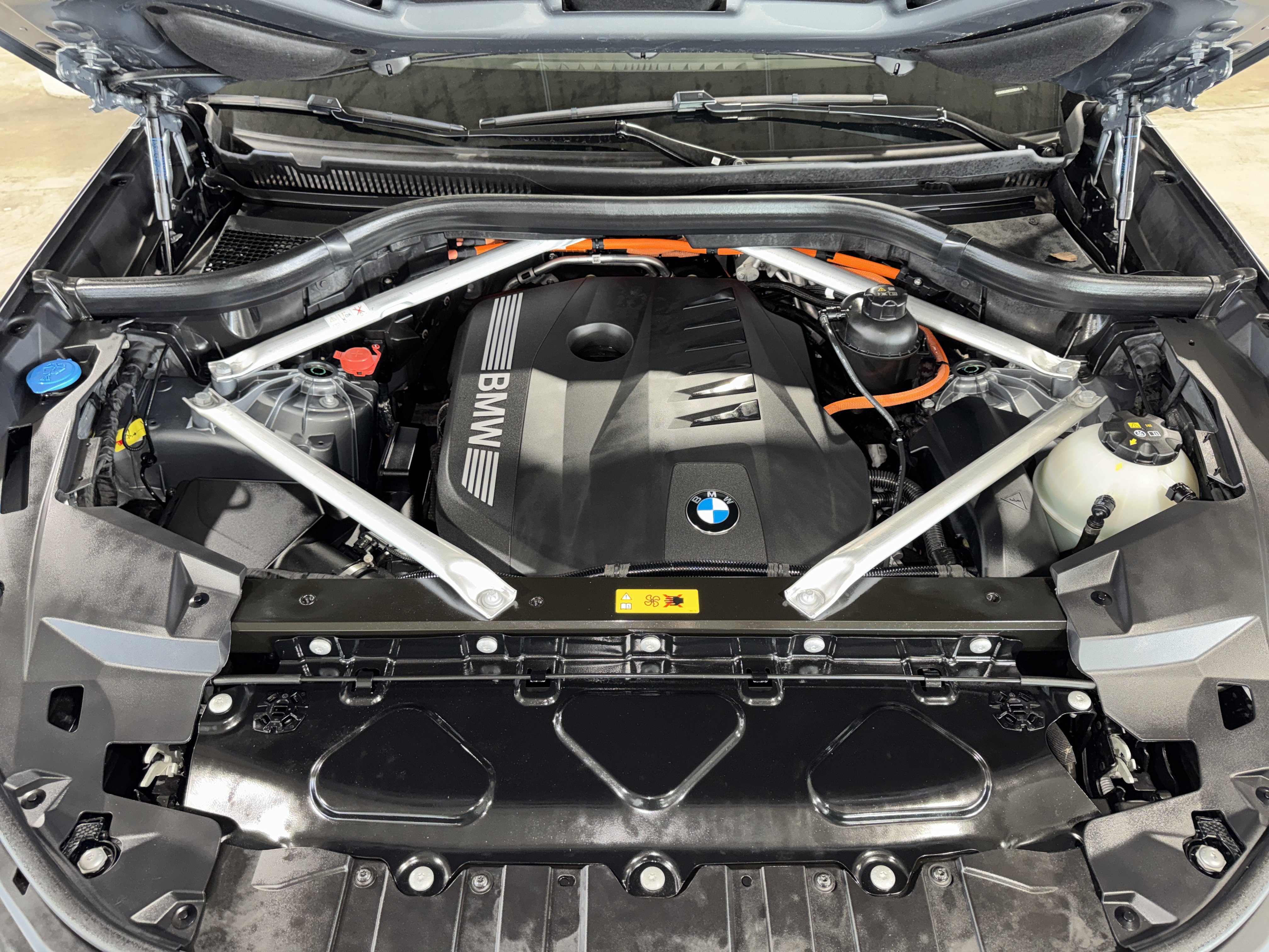 Certified 2025 BMW X5 xDrive50e AWD/4WD image 35