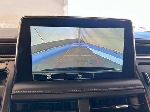 Used 2021 GMC Yukon XL AT4 image 40