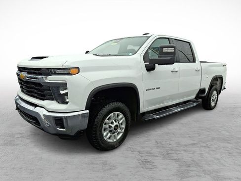 Certified 2024 Chevrolet Silverado 2500 LT image 4