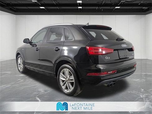 Used 2018 Audi Q3 2.0T Premium image 3