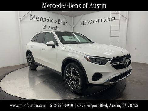 Used 2026 Mercedes-Benz GLC 300 image 1
