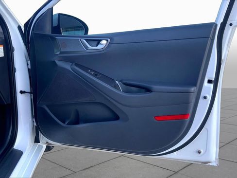 Used 2021 Hyundai Ioniq Blue FWD image 23