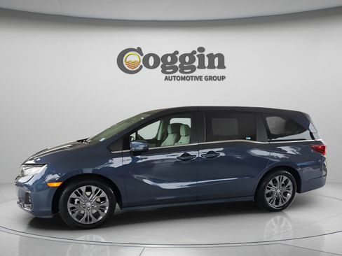 Used 2026 Honda Odyssey Touring image 1
