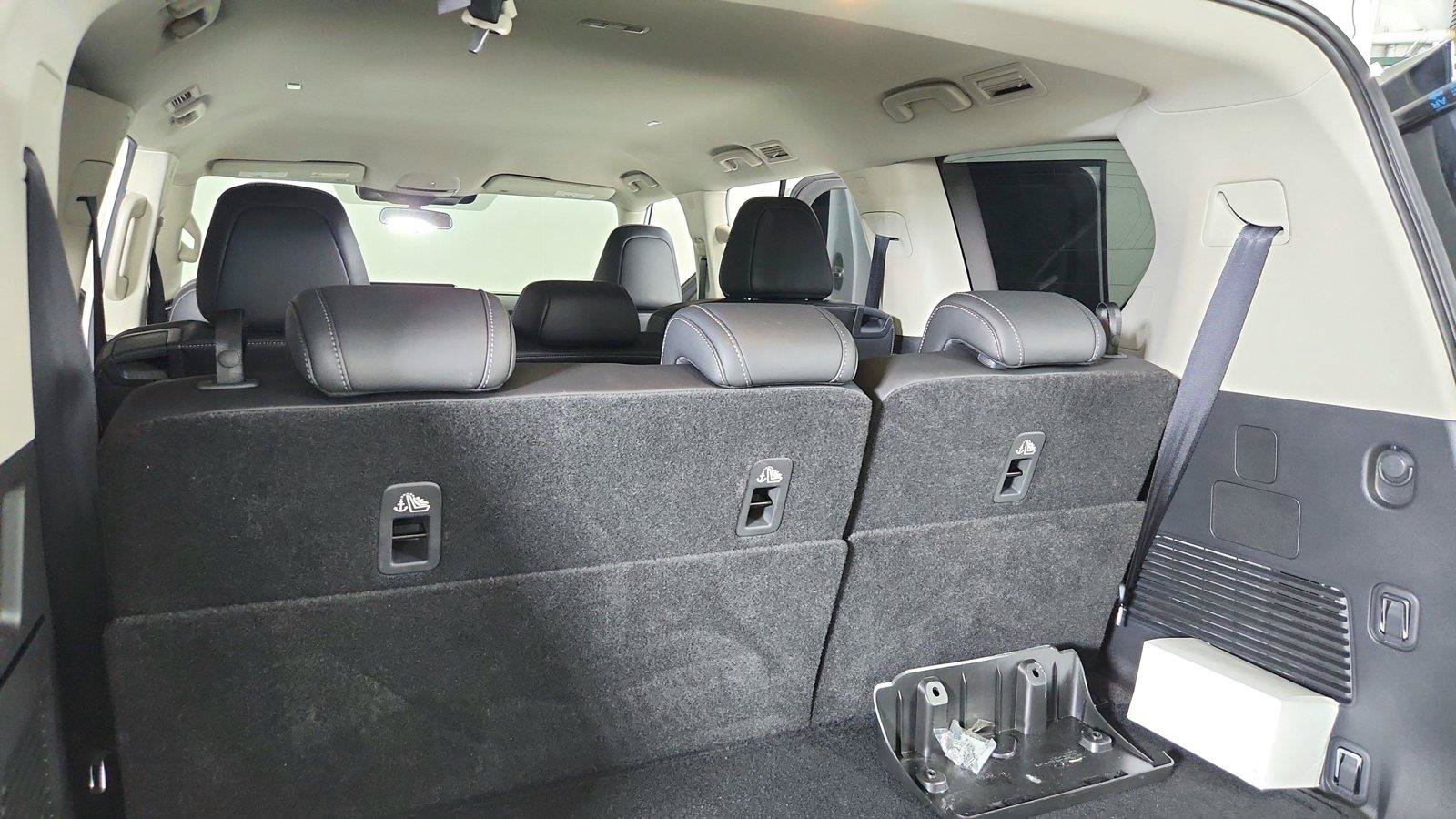 Used 2026 Nissan Armada SV AWD/4WD image 24