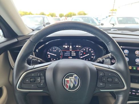 Used 2021 Buick Envision Essence w/ Technology Package I FWD image 19