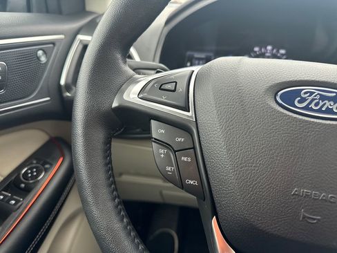 Used 2023 Ford Edge Titanium w/ Class II Trailer Tow Package image 37