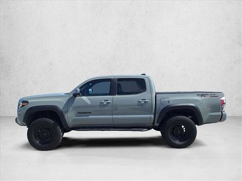 Used 2023 Toyota Tacoma TRD Off-Road w/ Technology Package RWD image 8