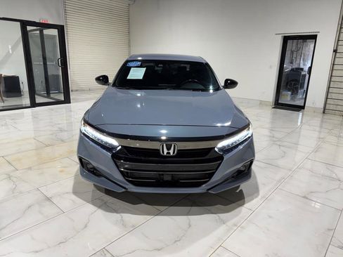 Used 2021 Honda Accord Sport image 2