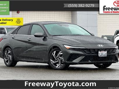 Used 2024 Hyundai Elantra SEL w/ Convenience Package