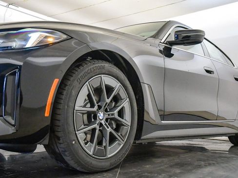 New 2026 BMW i4 xDrive40i w/ Premium Package image 10