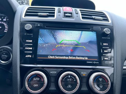 Used 2017 Subaru Forester 2.5i Touring AWD/4WD image 17