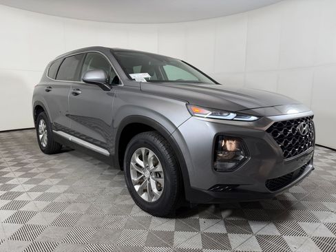 Used 2019 Hyundai Santa Fe SE AWD/4WD image 7