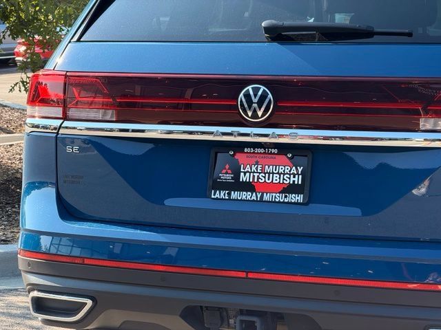 Used 2026 Volkswagen Atlas SE FWD image 11