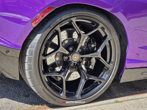 Used 2024 Lamborghini Revuelto AWD/4WD image 19