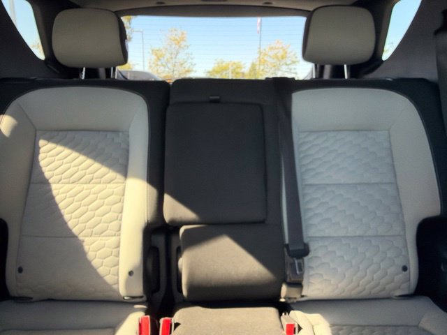 Used 2020 Chevrolet Equinox LT FWD image 31