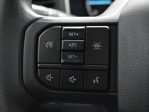 Used 2023 Ford F150 XLT w/ XTR Package image 19