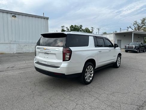 Used 2023 Chevrolet Suburban Premier w/ Premium Package AWD/4WD image 5