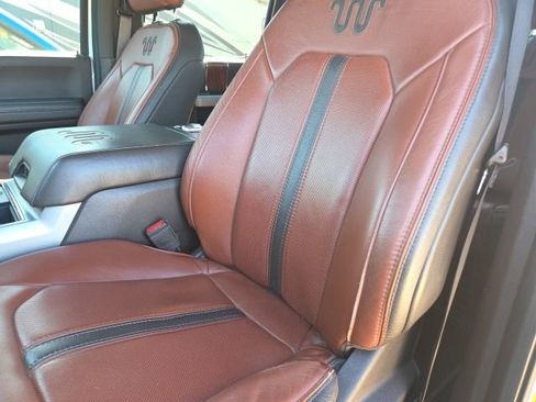 Used 2019 Ford F250 King Ranch w/ FX4 Off-Road Package AWD/4WD image 7