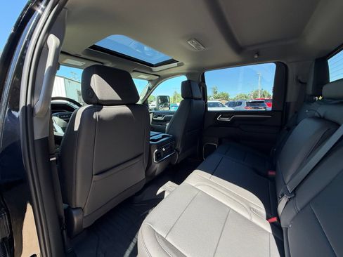 New 2026 GMC Sierra 2500 SLT w/ SLT Premium Package AWD/4WD image 26