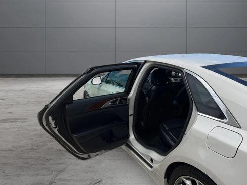Used 2019 Lincoln MKZ Reserve w/ Reserve Plus Package FWD image 19