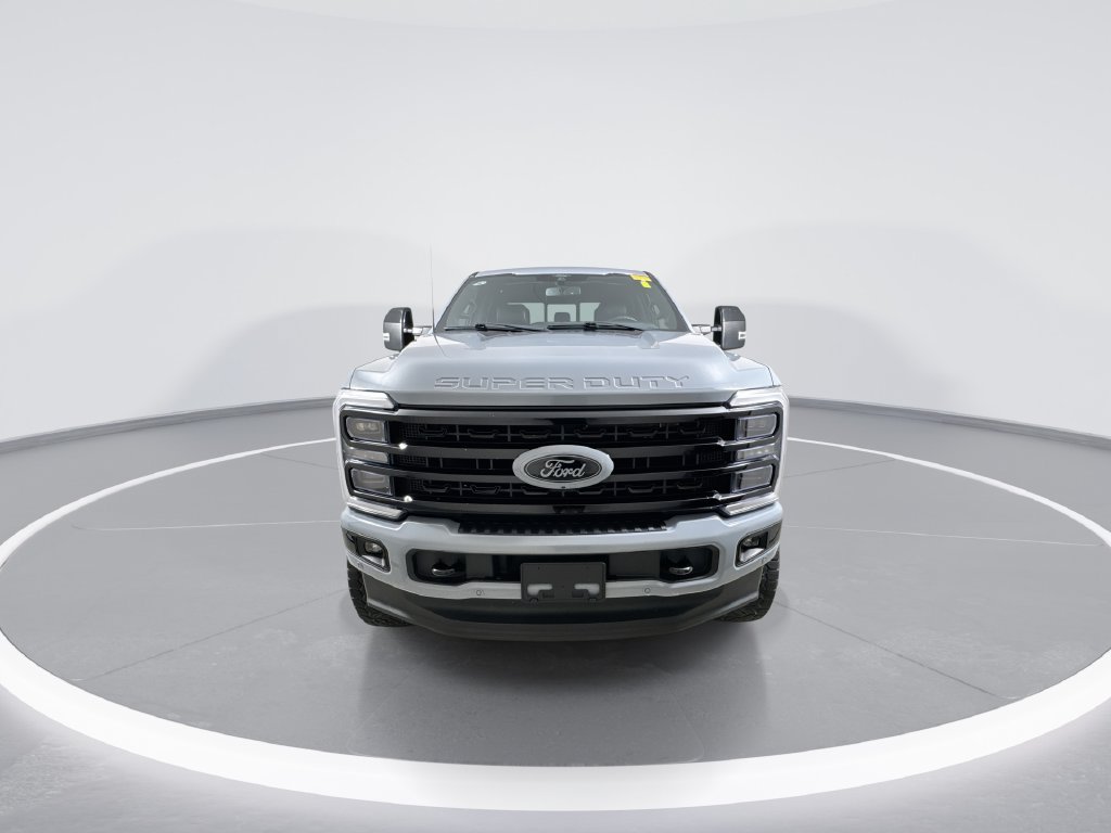 Used 2024 Ford F250 Platinum AWD/4WD image 3