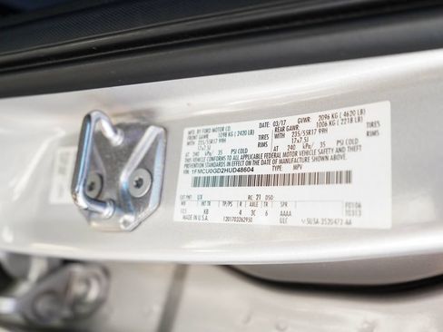 Used 2017 Ford Escape SE FWD image 37