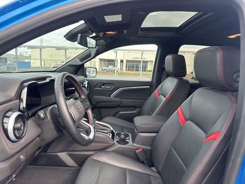 Used 2023 Chevrolet Colorado Z71 w/ Z71 Convenience Package 2 image 22