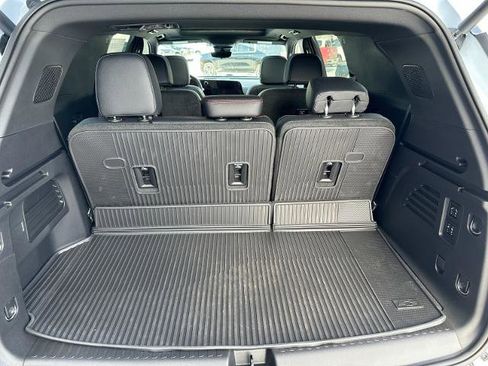 New 2026 Chevrolet Traverse RS w/ LPO, Floor Liner Package image 24