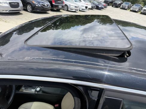 Used 2008 Mercedes-Benz C 350 Sport image 11
