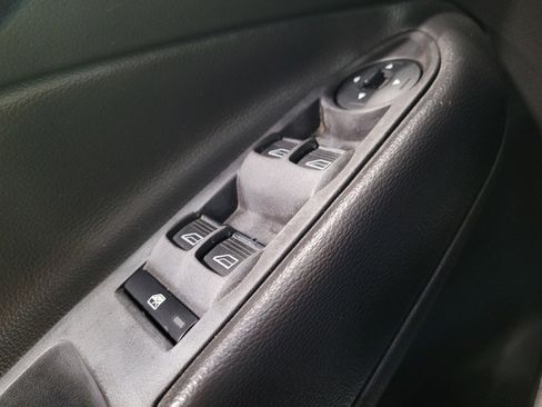 Used 2019 Ford Escape SE FWD image 27
