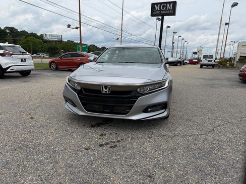 Used 2020 Honda Accord Sport image 6