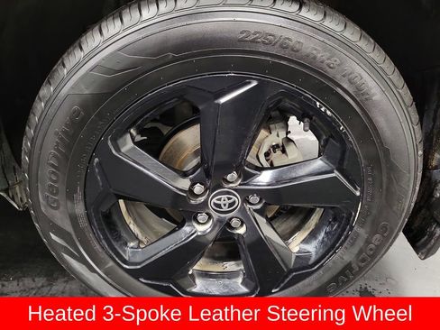 Used 2020 Toyota RAV4 XSE image 10