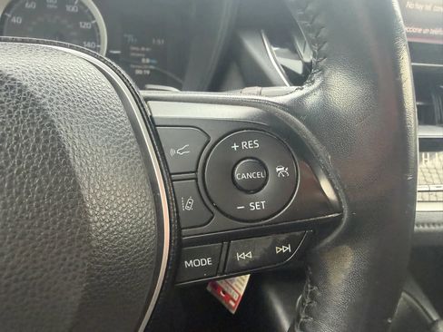 Used 2020 Toyota Corolla SE FWD image 14