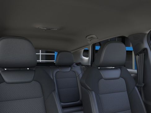 New 2026 Chevrolet Trax LT w/ Driver Confidence Package FWD image 48
