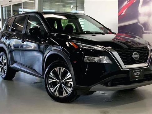 Used 2023 Nissan Rogue SV AWD/4WD image 18