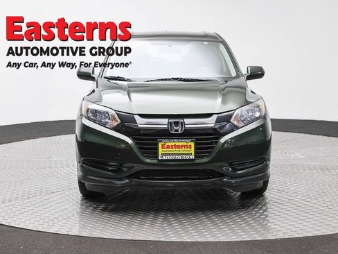 Used 2016 Honda HR-V LX image 2