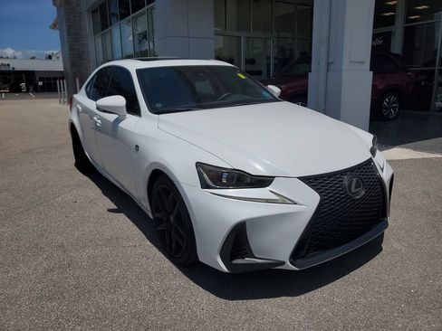Used 2017 Lexus IS 200t F Sport w/ F Sport Package RWD image 3