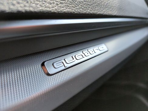 Certified 2023 Audi Q5 2.0T Premium Plus w/ Premium Plus Package image 36