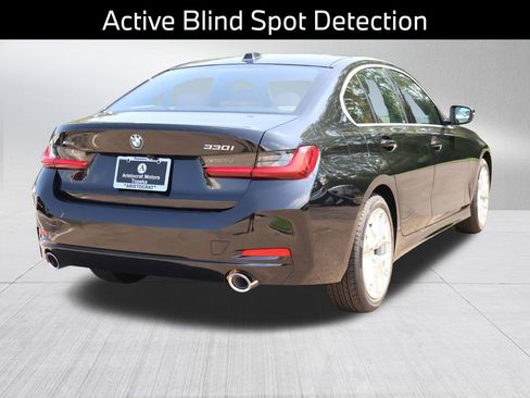 New 2025 BMW 330i xDrive Sedan w/ Premium Package image 9