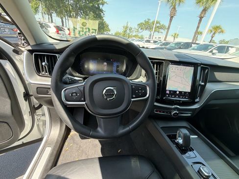 Certified 2024 Volvo XC60 B5 Core w/ Protection Package Premier AWD/4WD image 64