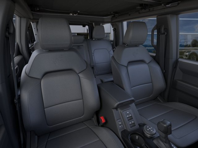 New 2026 Ford Bronco Outer Banks w/ Sasquatch Package AWD/4WD image 10