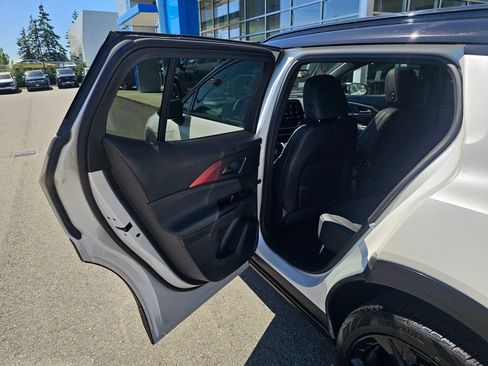 Used 2025 Chevrolet Equinox EV RS w/ Active Safety Package 3 AWD/4WD image 15